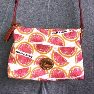 Grapefruit purse